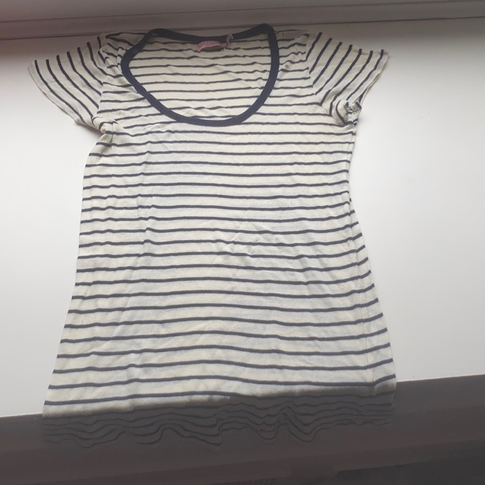 Juicy stretch t with scoop neck